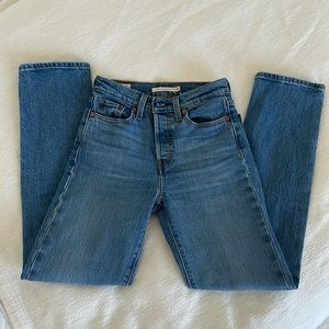 Levi’s Wedgie Straight Medium Wash Jeans Premium